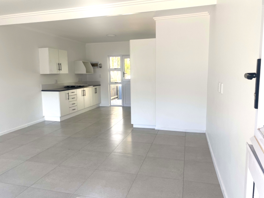 To Let 1 Bedroom Property for Rent in Knysna Central Western Cape